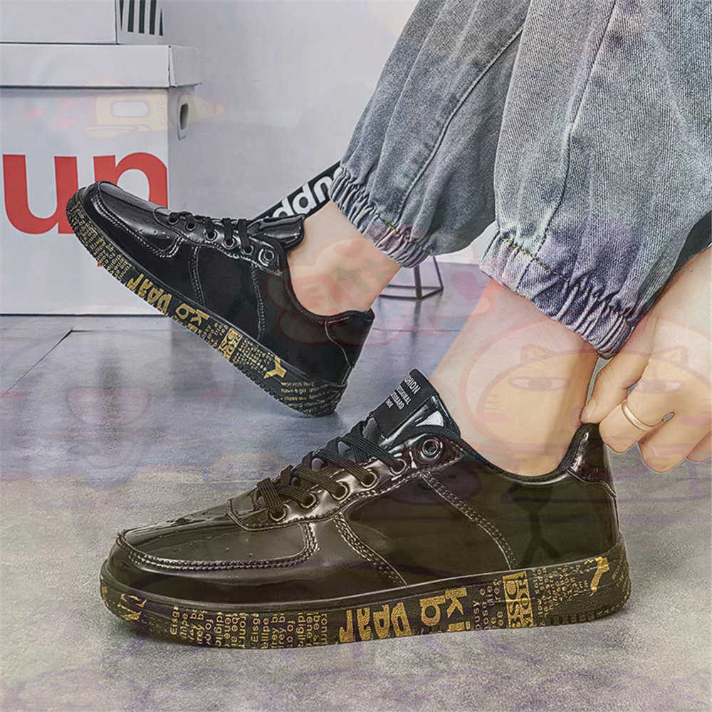 Round Foot Size 45 Sneakers Wh - Travel Accessories In Train review and price